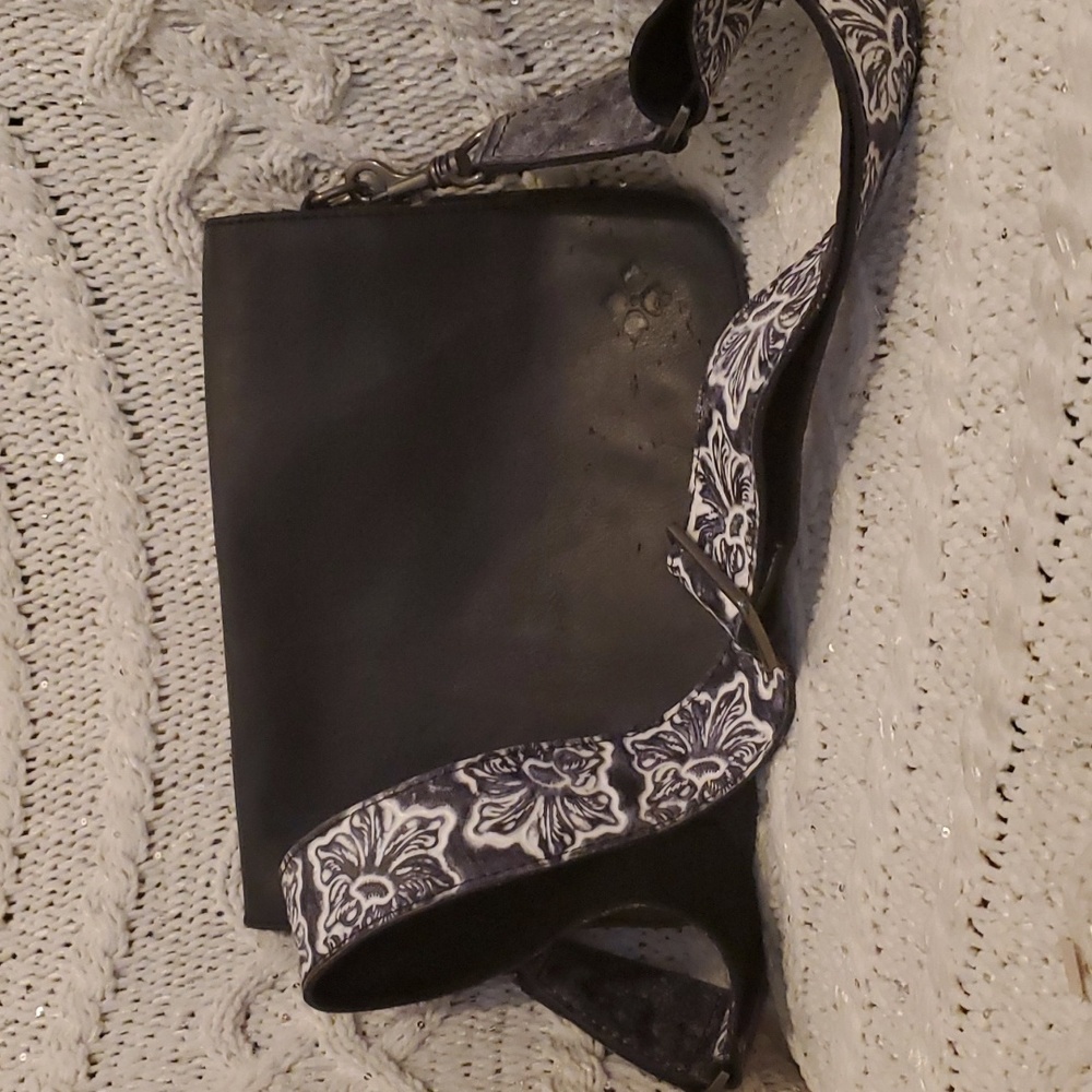 Patricia nash leather purse